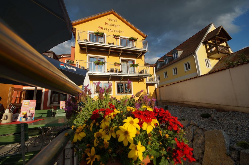 Gasthof Metzgerwirt Regenstauf Exterior photo